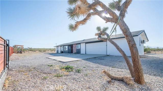 670 Ducor Avenue, Landers, CA 92285