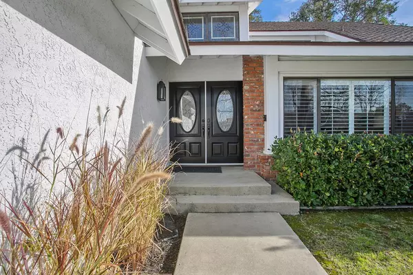 Orange, CA 92869,6002 E Yorktown Circle