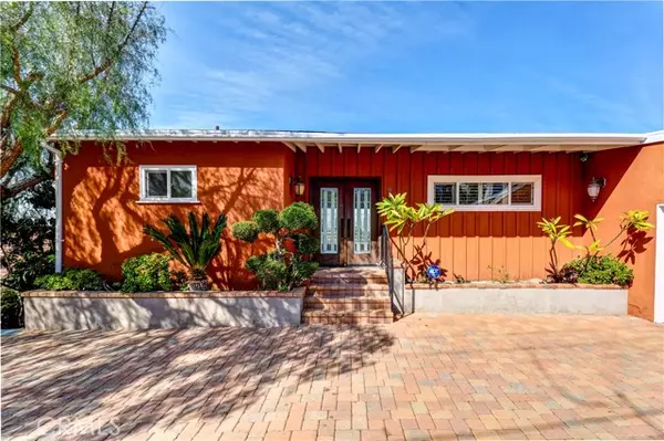 915 W Newmark Avenue, Monterey Park, CA 91754