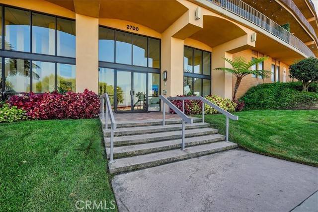 Signal Hill, CA 90755,2700 E Panorama Drive #408