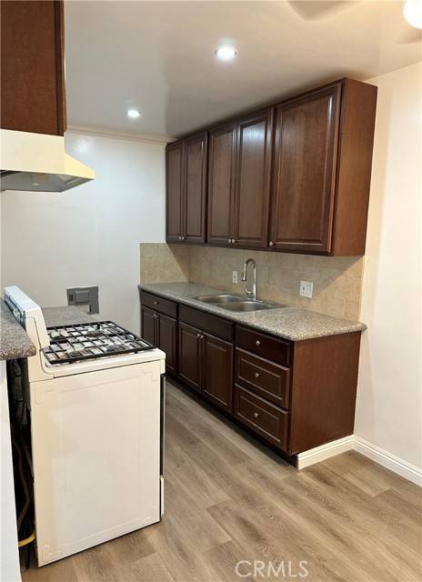 Glendale, CA 91206,1415 Stanley Avenue