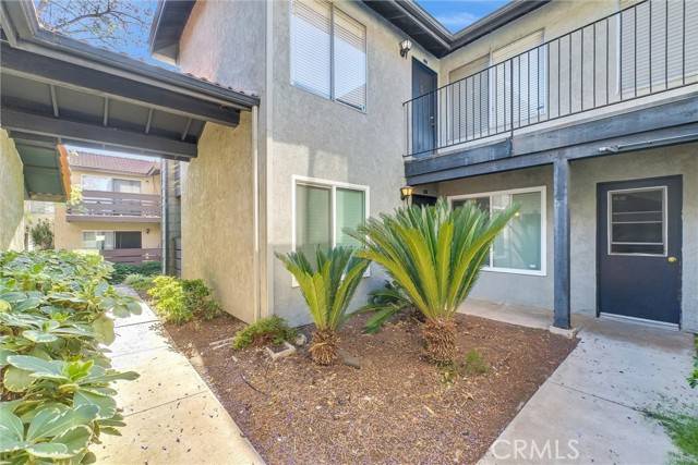 1310 Brentwood Circle #B, Corona, CA 92882