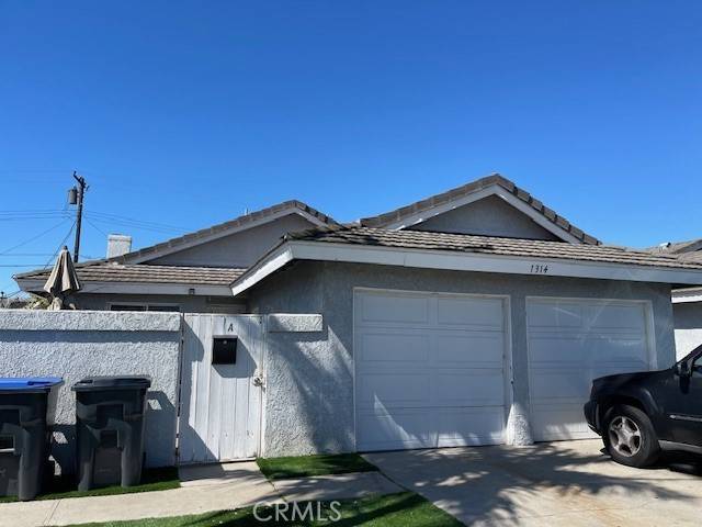 1314 N Bewley Street, Santa Ana, CA 92703