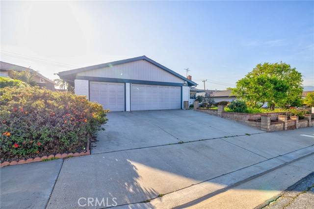 923 Sand Spoling Avenue, Whittier, CA 90601