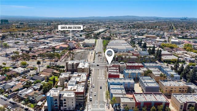 Santa Ana, CA 92701,704 N Santiago Street