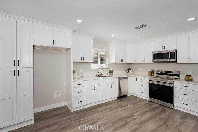 Brea, CA 92821,444 Laurel Avenue #A