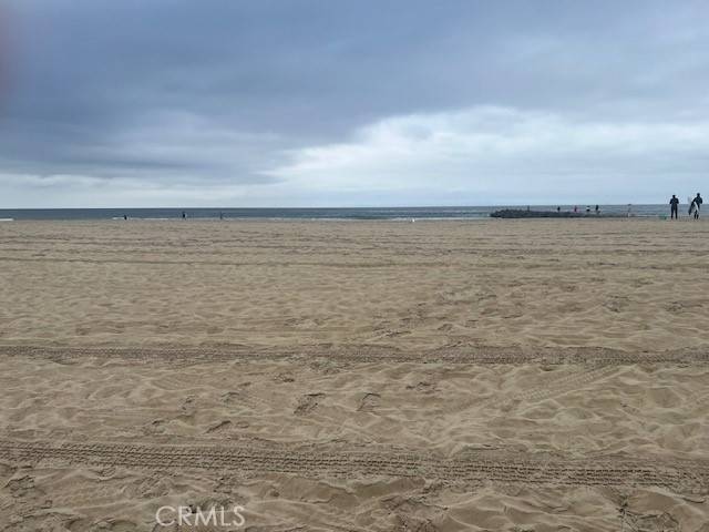 2710 W Oceanfront, Newport Beach, CA 92663