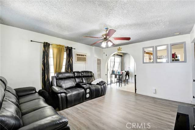 836 E H Street,  Colton,  CA 92324