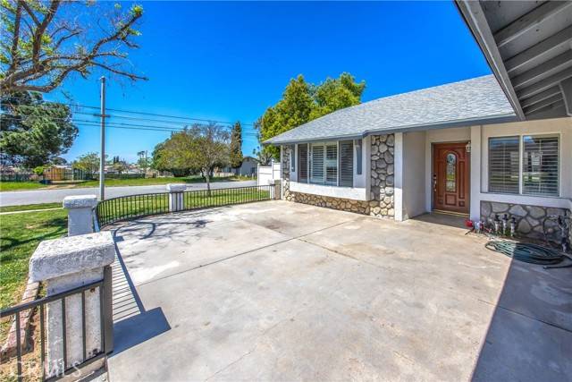 Yucaipa, CA 92399,33710 Noreen Lane