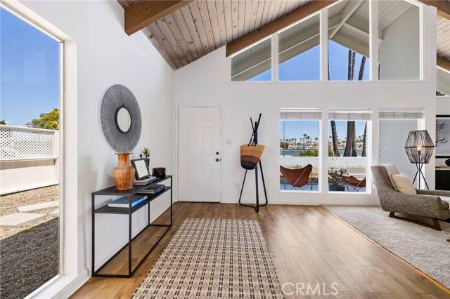 Long Beach, CA 90803,5263 E Paoli Way