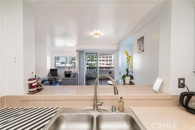 Long Beach, CA 90802,525 E Seaside Way #301