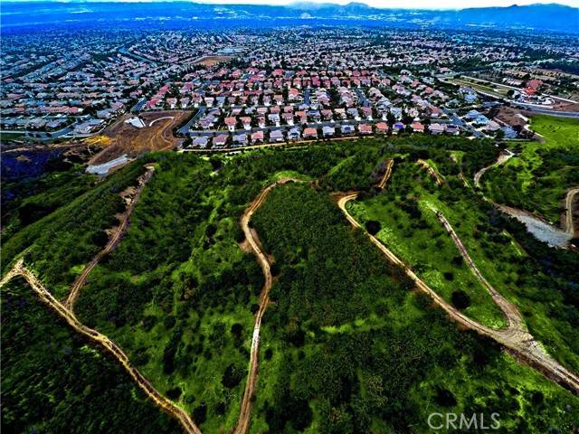 Corona, CA 92882,3933 Malaga