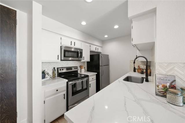 1140 E Ocean Boulevard #220, Long Beach, CA 90802