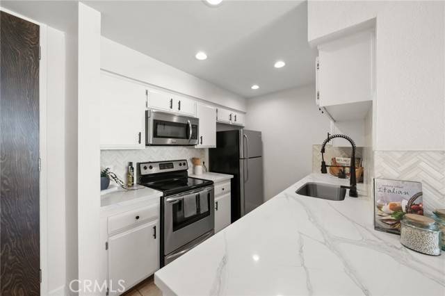 Long Beach, CA 90802,1140 E Ocean Boulevard #220
