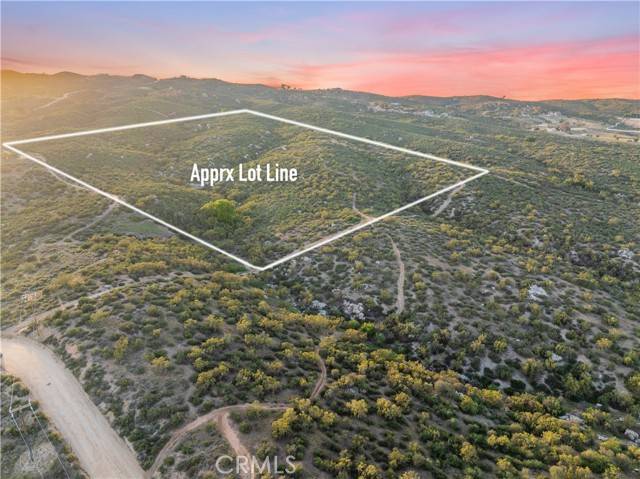 Hemet, CA 92544,0 El Pequito