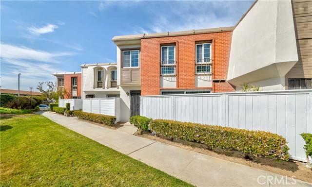 8237 Haseltine, Buena Park, CA 90621