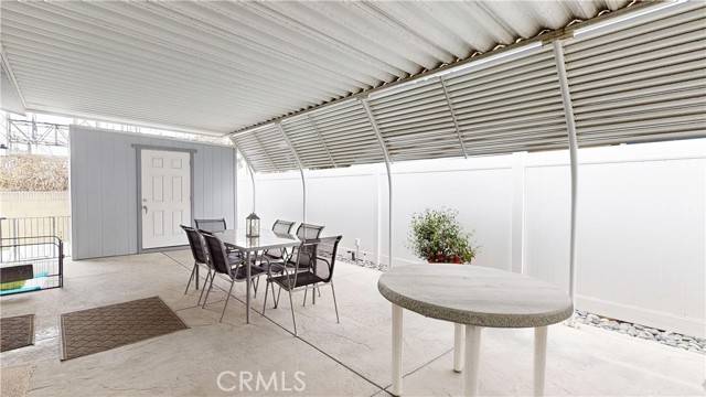 Long Beach, CA 90810,3595 Santa Fe Avenue #215