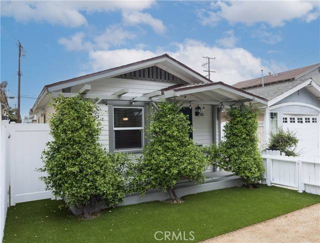 1012 Temple Ave, Long Beach, CA 90804