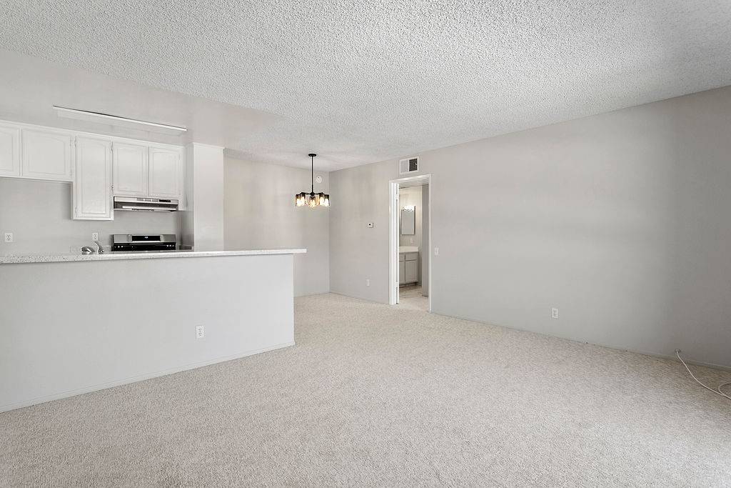 Santa Ana, CA 92704,2827 S Fairview Street #H
