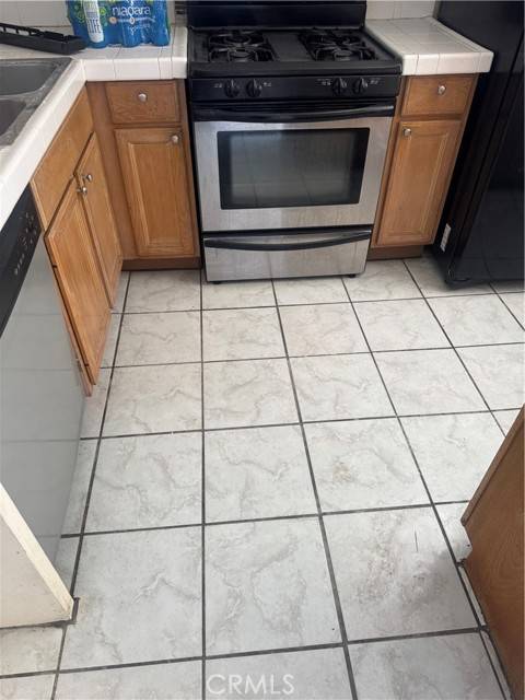 Lakewood, CA 90715,12750 Centralia Street #229