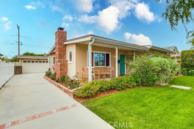 2721 Faust Avenue, Long Beach, CA 90815