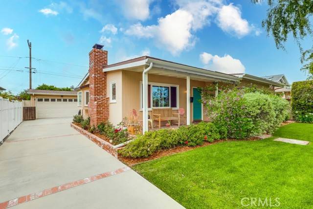 2721 Faust Avenue, Long Beach, CA 90815
