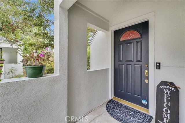 Orange, CA 92869,5846 E Creekside Avenue #34