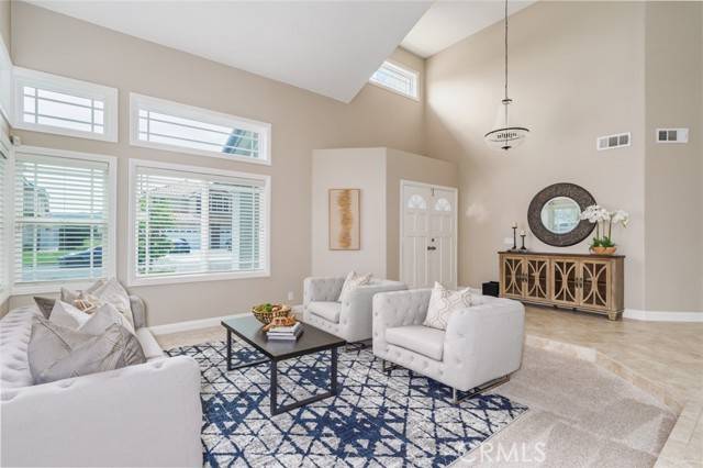 Yorba Linda, CA 92887,24661 Las Patranas