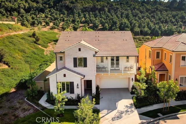 100 Bozeman, Irvine, CA 92602