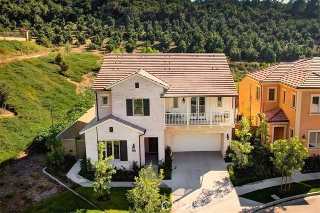 100 Bozeman, Irvine, CA 92602
