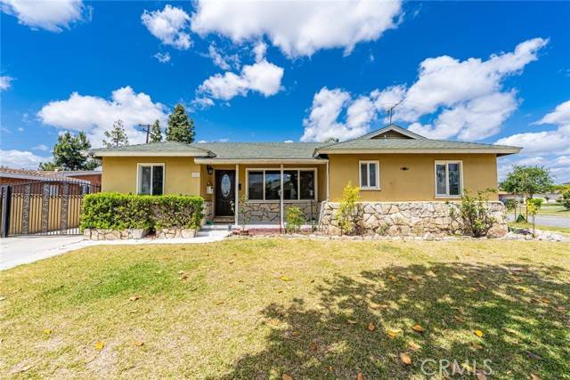 2101 W Gage Avenue, Fullerton, CA 92833