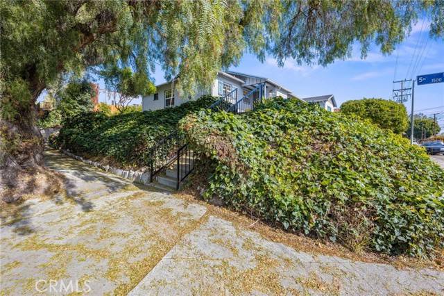 San Pedro, CA 90732,1506 W 5th Street