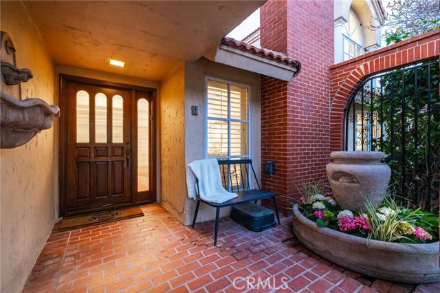 Los Alamitos, CA 90720,10351 Lassen Street