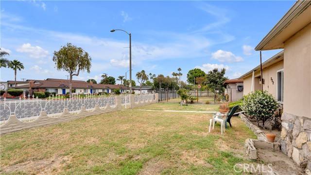 222 W Orangewood Avenue, Anaheim, CA 92802