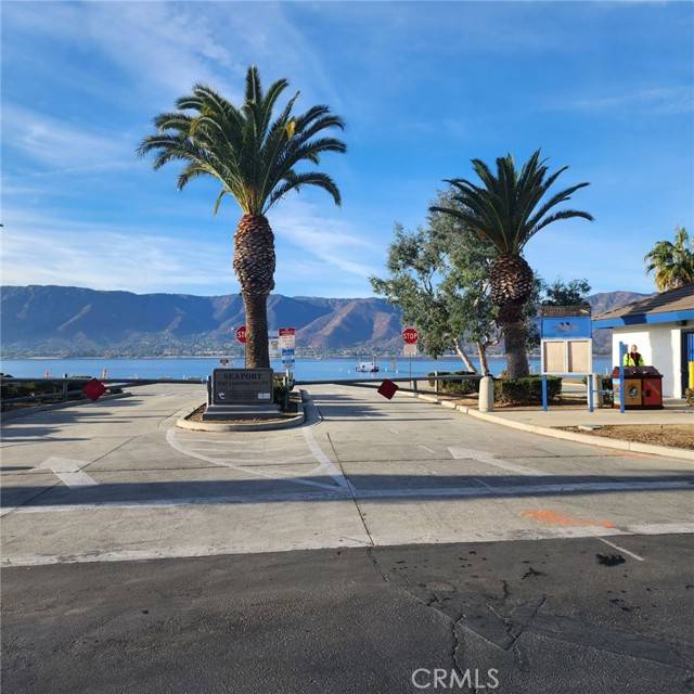 Lake Elsinore, CA 92532,0 lakeshore dr