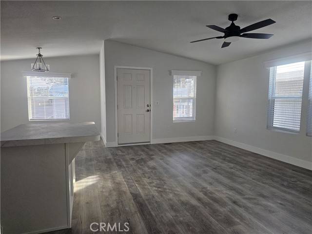 Perris, CA 92571,350 San Jacinto #40