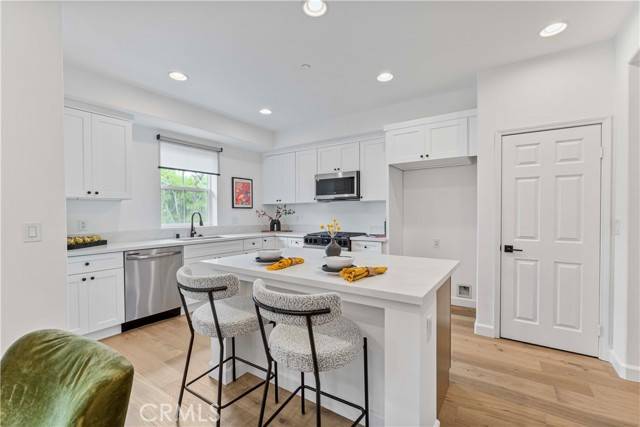 Playa Vista, CA 90094,13080 Pacific #302