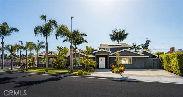 20402 Seven Seas Lane, Huntington Beach, CA 92646