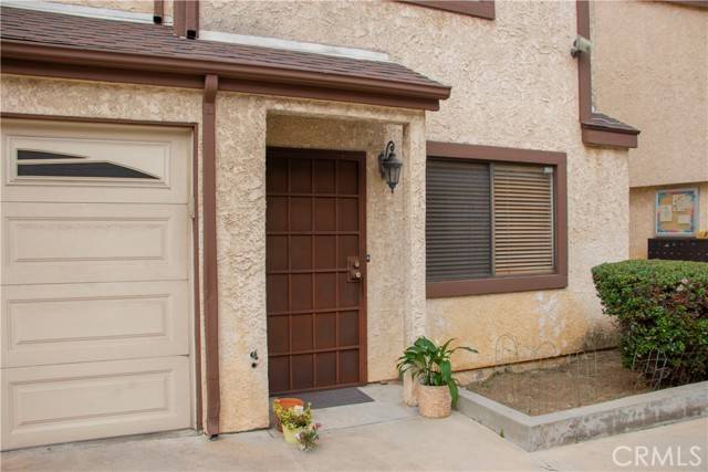 Inglewood, CA 90302,916 E 65th Street #3