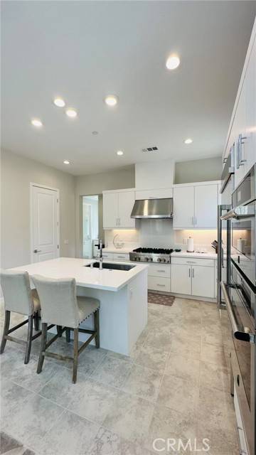 Lake Forest, CA 92630,151 Holliston