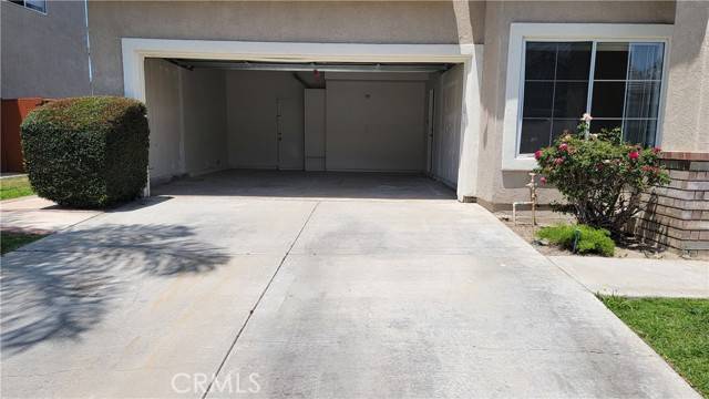 241 Exeter Way, Corona, CA 92882