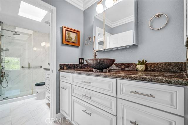 5927 E Creekside Avenue #18, Orange, CA 92869