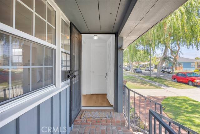 Lakewood, CA 90712,6103 Pimenta Avenue