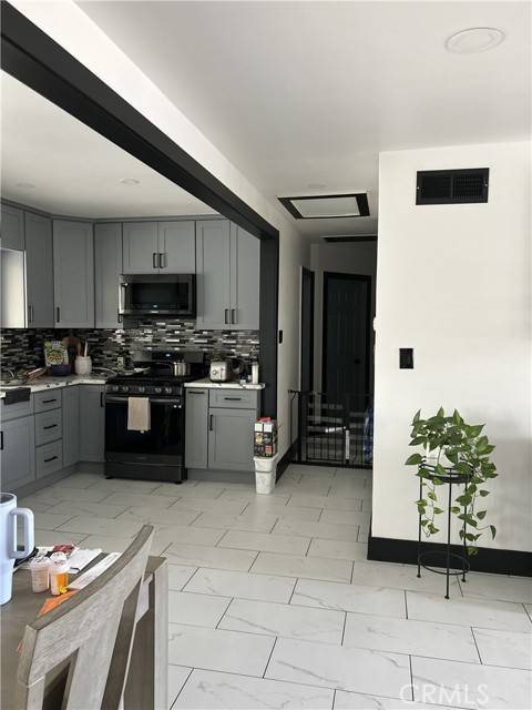 8680 Indiana Avenue, Riverside, CA 92504