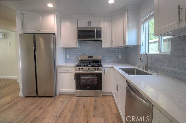 1127 Manzanita Street, Los Angeles, CA 90029