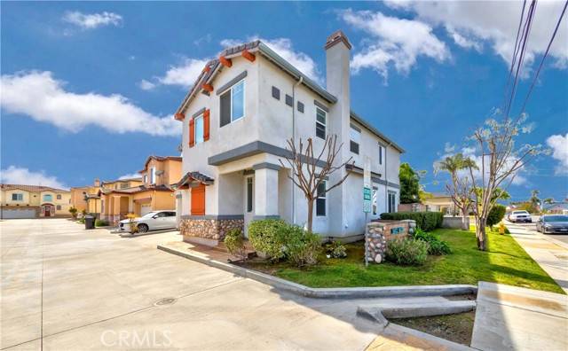 5612 Sprague Avenue, Cypress, CA 90630
