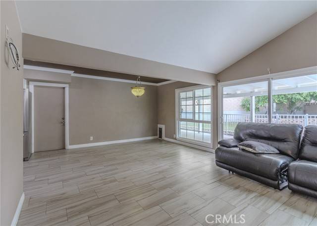Anaheim, CA 92806,1208 N Earl Circle