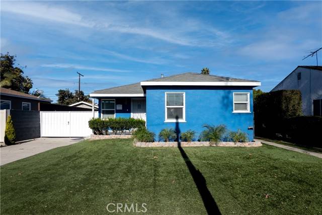 2561 E Washington Street, Carson, CA 90810