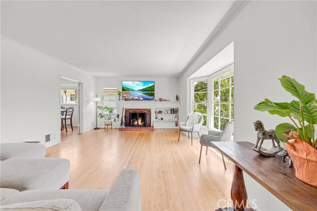 Santa Ana, CA 92706,2314 Poinsettia Street