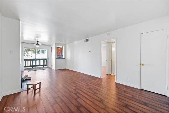Culver City, CA 90230,8210 Summertime Lane #210